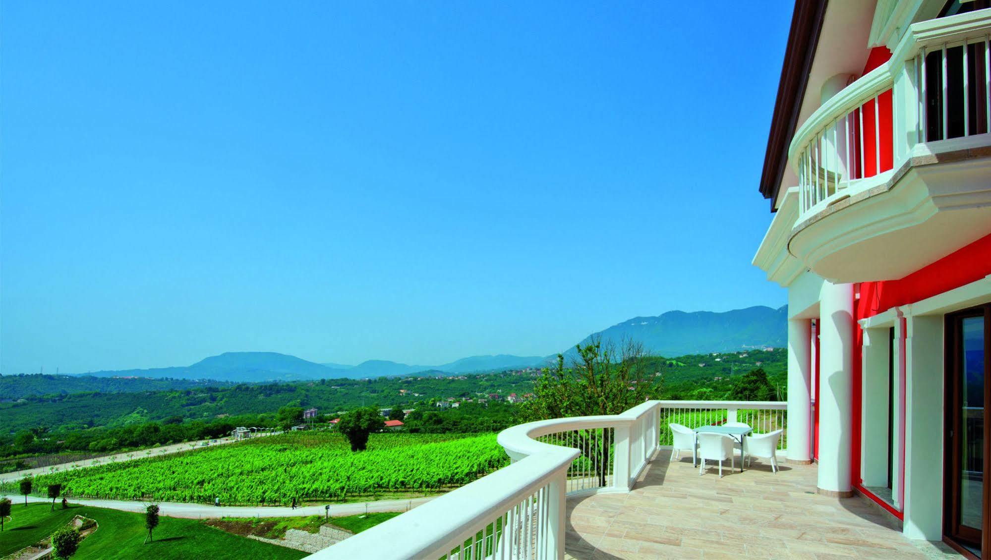 Tenuta Ippocrate Montefredane Exterior photo